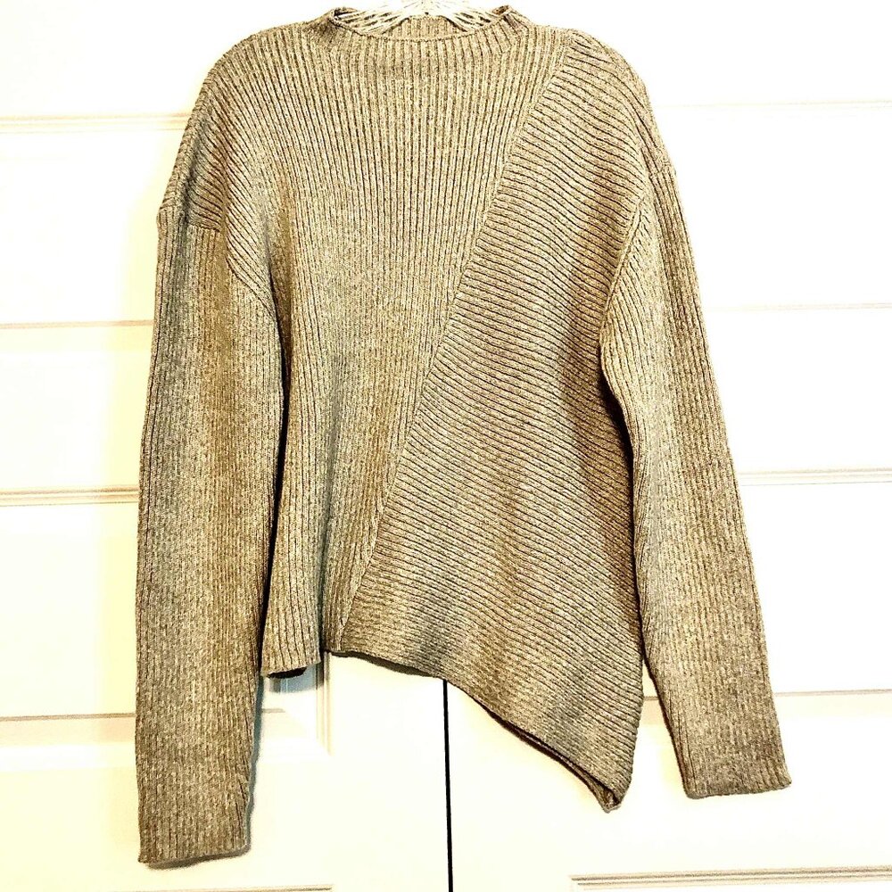 New Edited By Remi Bader Asymmetric-Hem Mock Neck… - image 3